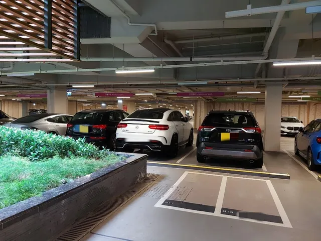 滿名山車位