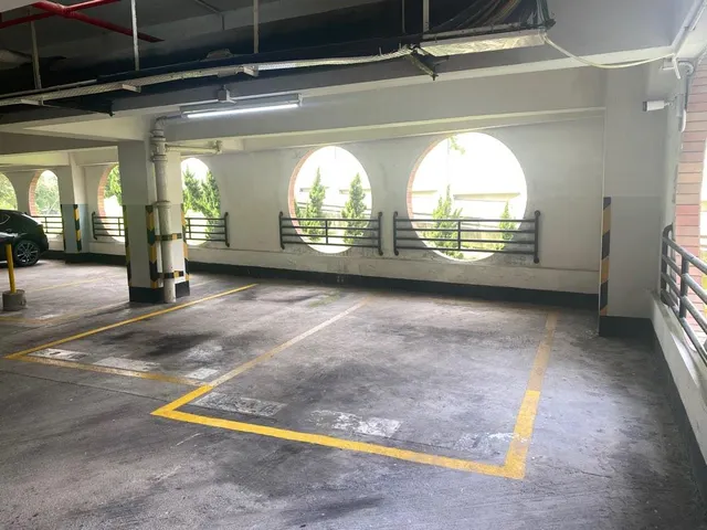 蔚景園車位