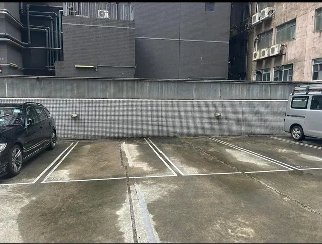 東瀛遊廣場車位