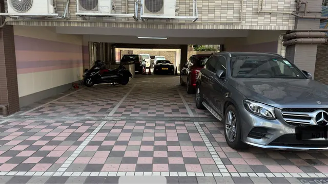 富豪閣車位