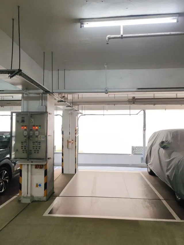 東堤灣畔車位
