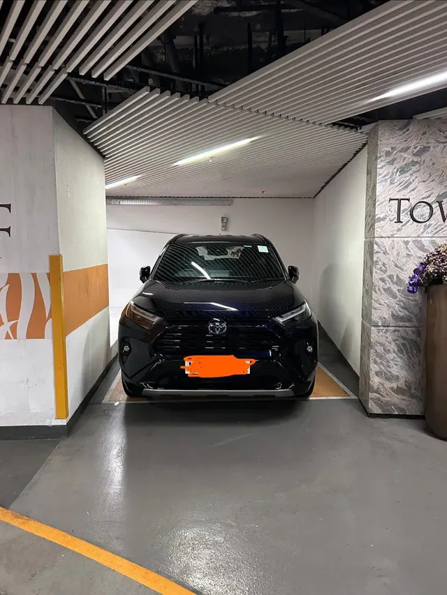 南灣 LARVOTTO車位