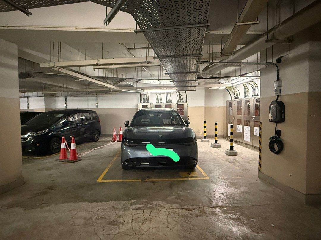 泓景台車位