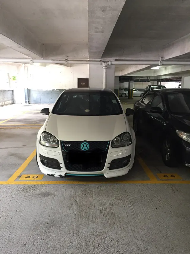 偉景花園車位