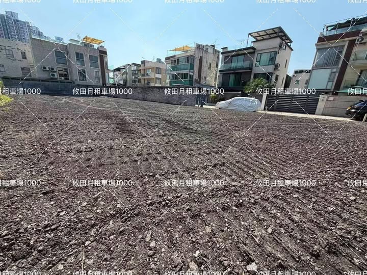 上攸田露天停車場縮圖 1
