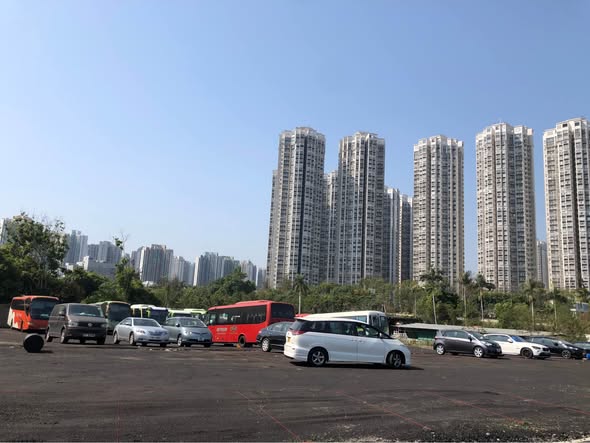 馮家圍露天停車場縮圖 5