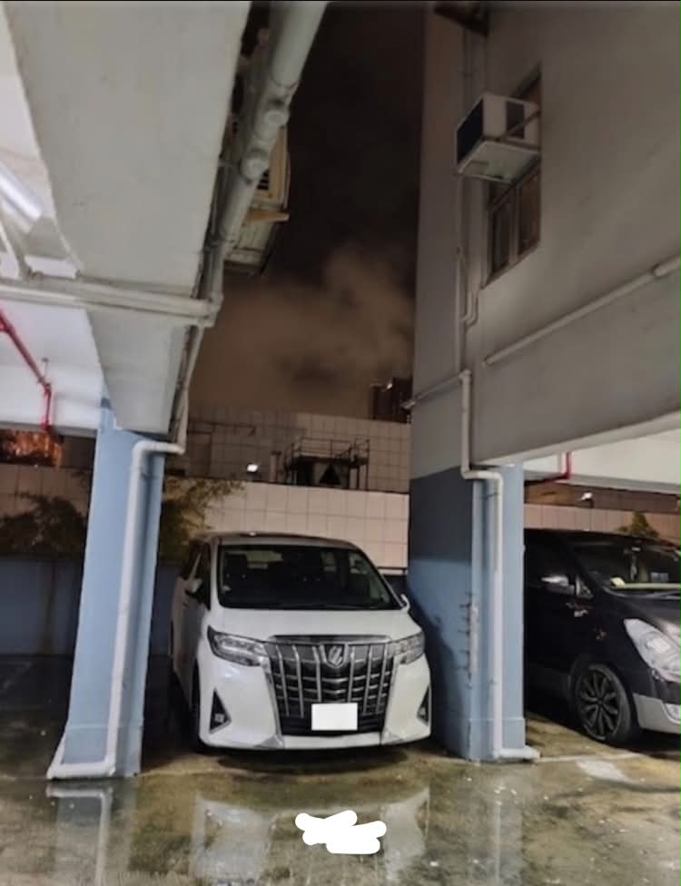 宏德居車位